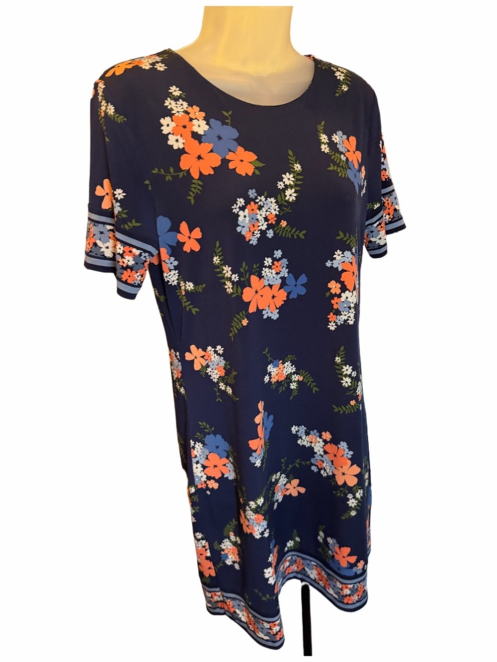 Michael Kors Navy Floral Short Sleeve Shift Dress Like new size Medium - Picture 2 of 7